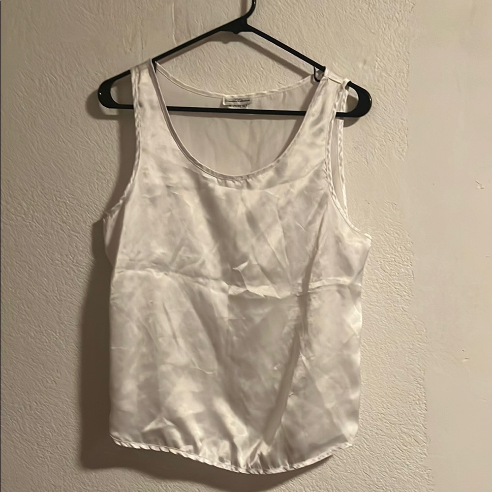Executive Collection 100 0/0 Silk Elegant White Sleeveless Top